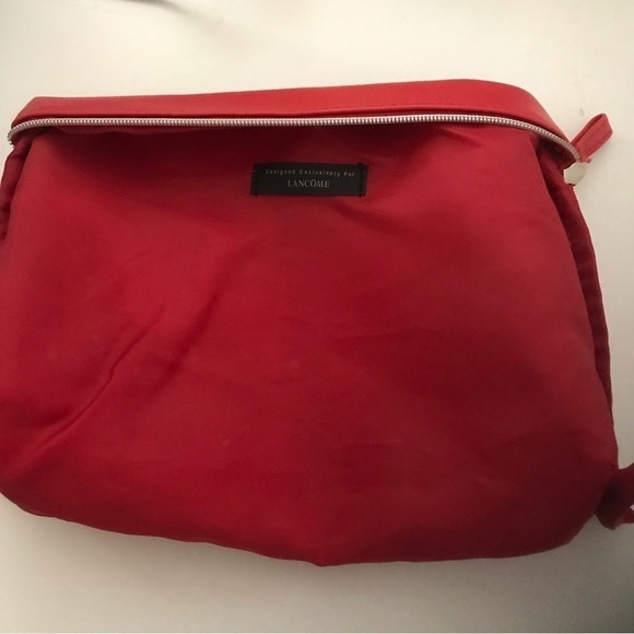 NWOT - LANCOME - Women's Make Up Mini Bag Red/Black/White Floral Zip Up - Picture 8 of 12